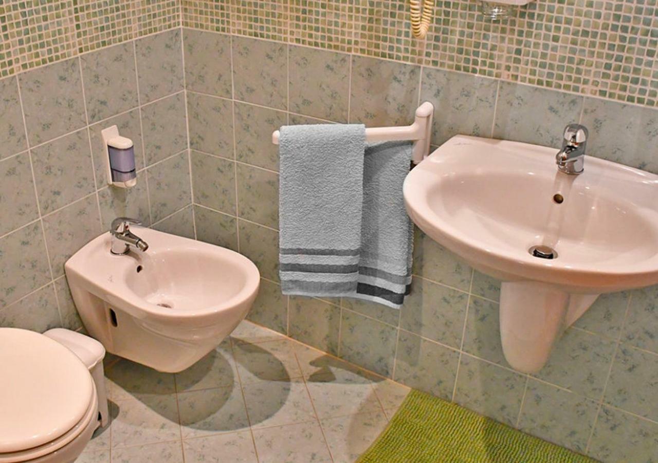 Bed And Breakfast Il Riccio Ceva Екстер'єр фото